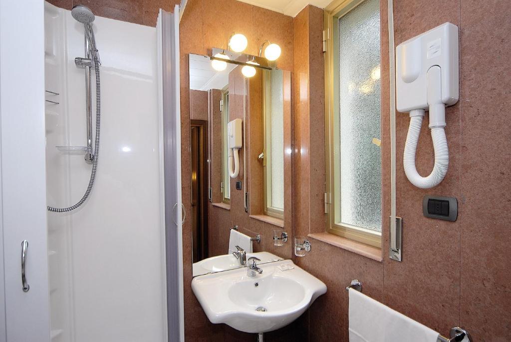 Hotel Maria Nella Bardineto Kamer foto