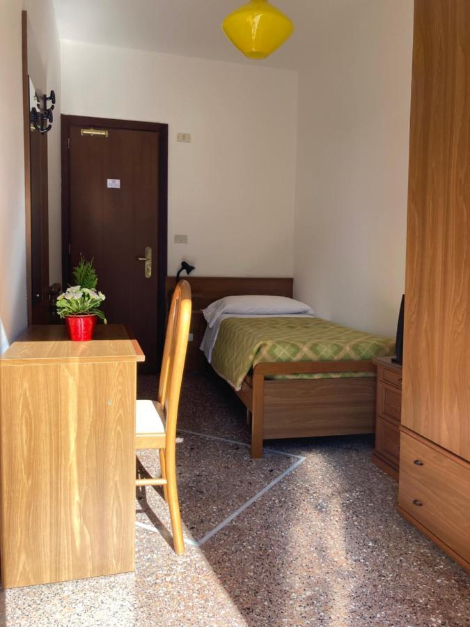 Hotel Maria Nella Bardineto Buitenkant foto