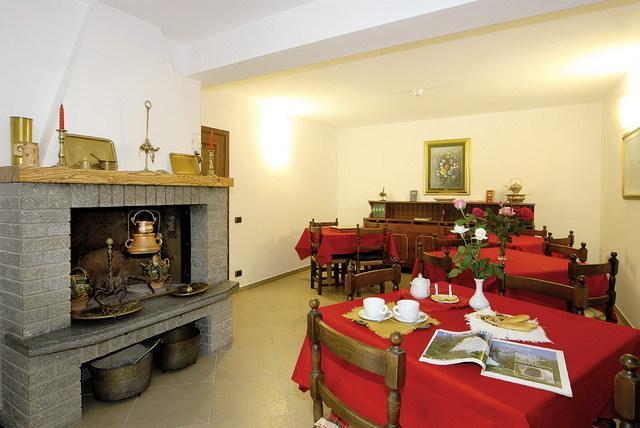 Hotel Maria Nella Bardineto Buitenkant foto
